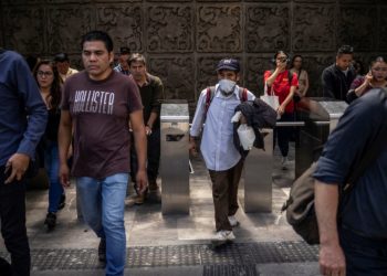 México confirma su primera muerte por coronavirus y pone en marcha un plan de ayuda en desastres