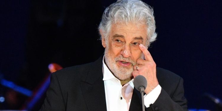 Plácido Domingo anuncia que ha dado positivo en la prueba de coronavirus
