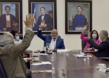 ¿Crisis educativa?: Los maestros ponen sus condiciones para volver a las aulas