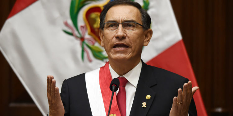 Consecuencias del ‘Vacunagate’: la inhabilitación ronda a Martín Vizcarra
