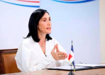 Primera dama sobre el aborto: que se haga un referéndum y que el pueblo decida