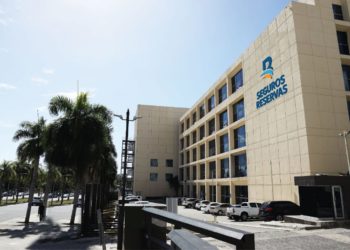 Seguros Reservas firma acuerdo con Mayo Clinic  