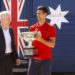 Juez australiano restaura visa del tenista Novak Djokovic