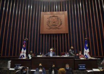 La aprobación de un préstamo por US$200 millones genera amplias discusiones en el Senado