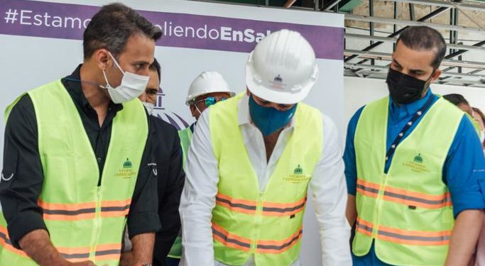 Presidente Abinader y Directivos del MIVED Supervisan Trabajos del Hospital Nelson Astacio