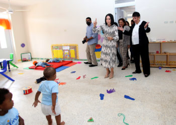 La Primera dama y la directora del Inaipi ponen en servicio Caipi San Vicente de Paúl