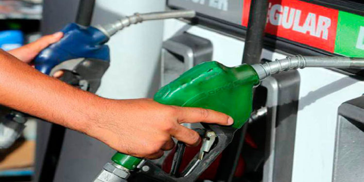 Gobierno mantiene esfuerzos: Precio de los combustibles seguirán congelados esta semana