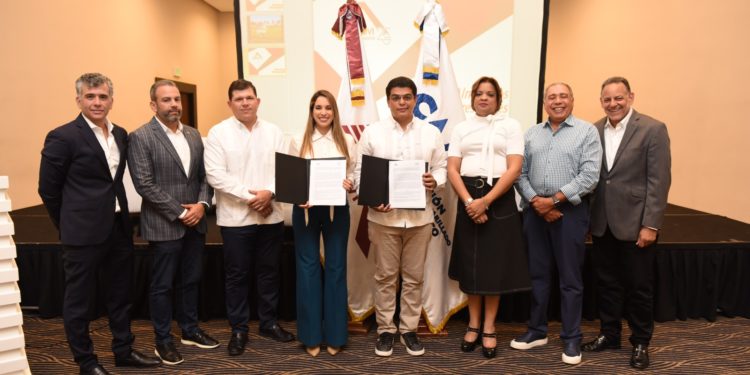 CAASD y ACOPROVI firman acuerdo para mejorar redes distribución de agua en GSD