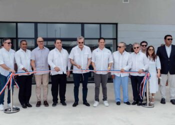 Presidente Abinader y Ministro Bonilla inauguran Hospital Municipal de Verón