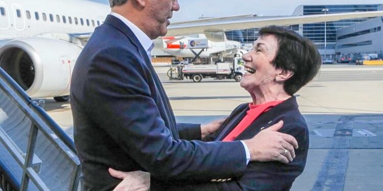 Abinader rompe el silencio y se lanza por la reelección