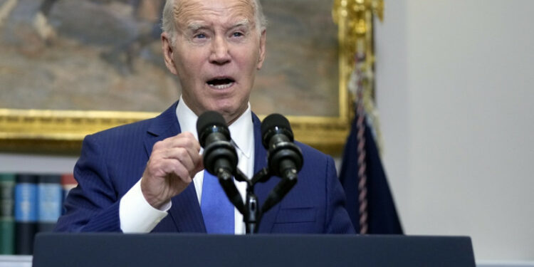 Biden tilda a China de «bomba de tiempo» por sus problemas económicos