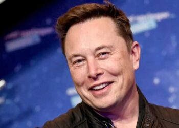 Elon Musk anuncia que eliminará la opción de bloquear en Twitter, pero los usuarios le explican que no puede