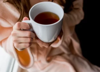 Té de hojas de guayaba: cómo consumirlo para controlar el colesterol, la obesidad y la diabetes