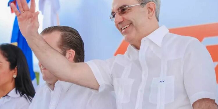 Abinader inscribirá su precandidatura presidencial este jueves