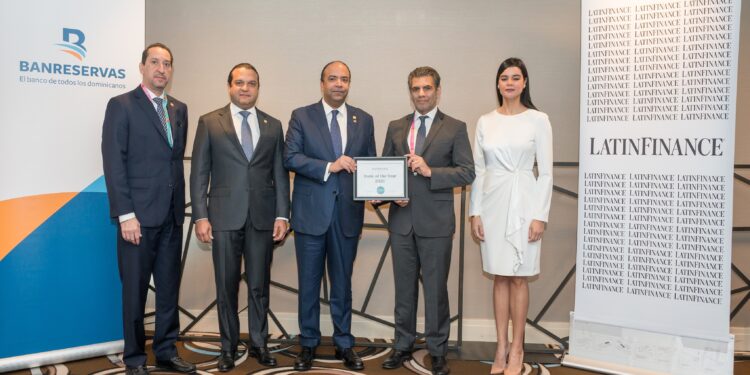 LatinFinance premia a Banreservas como Banco del Año de RD y Banco del Año del Caribe