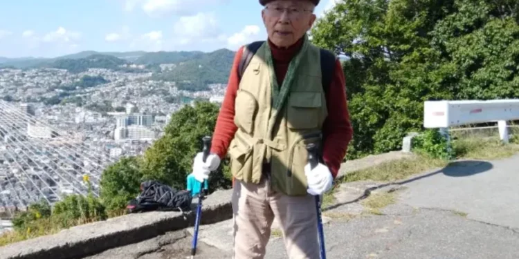 Las 8 rutinas “no negociables” de un cardiólogo de 95 años para envejecer bien