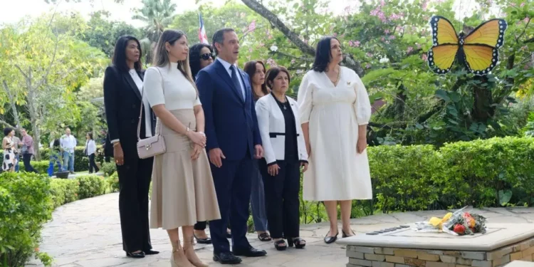 Poder Judicial y Fundación Hermanas Mirabal rinden homenaje a “las mariposas”