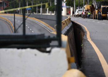 El paso a desnivel de la 27 de Febrero que colapsó tuvo una primera fisura en 1999