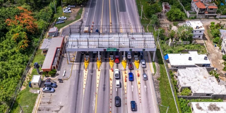 RD Vial informa peajes del Nordeste contarán con 16 vías de Paso Rápido en enero 2024
