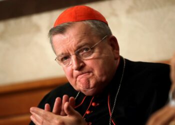 Le quitó el sueldo y un lujoso departamento de 417 m2: «El papa Francisco confirmó que castigó a un cardenal conservador».