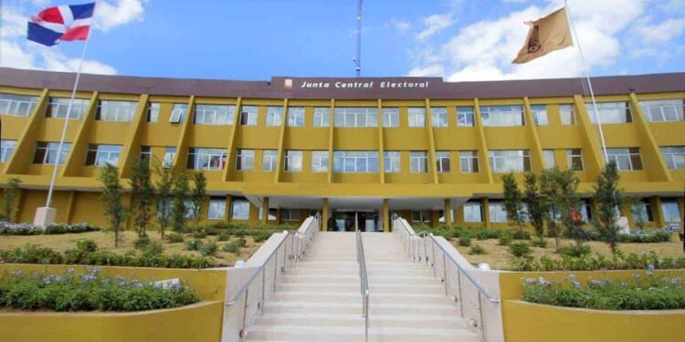 ¿Cuáles firmas encuestadoras están certificadas por la JCE?