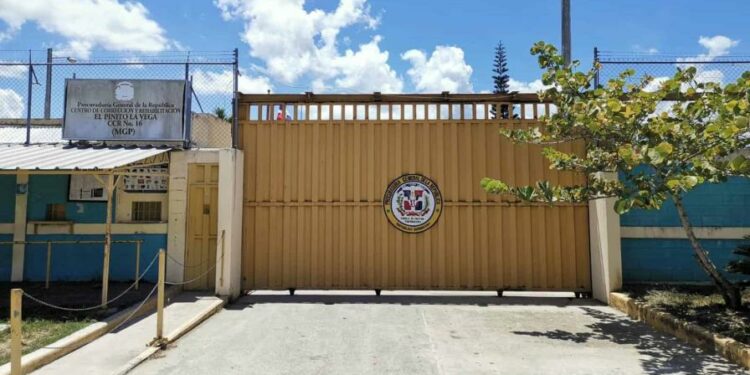 Hombre que amenazó a Miriam Germán, uno de los principales sospechosos por envenenar recluso