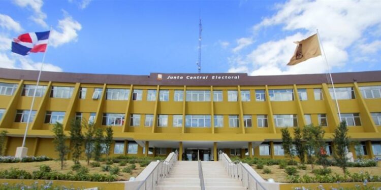 Hora cero para partidos completar cuota de género; estos son los candidatos devueltos