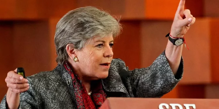 México rompe relaciones con Ecuador tras ingreso de la Policía a su embajada para detener a Glas, en vivo