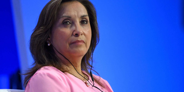 ¿Qué es el «caso Rolex» por el que allanaron la vivienda de Dina Boluarte, presidenta de Perú?