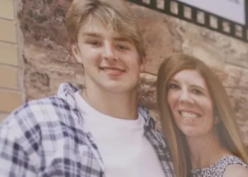 “En seis horas, mi hijo estaba muerto”: el duro testimonio de la madre de un joven que se suicidó tras ser extorsionado en Instagram con sus fotos sexuales