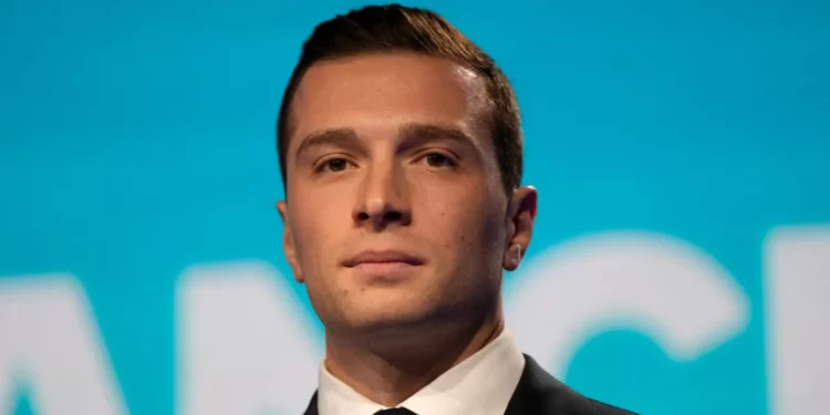 ¿Quién es Jordan Bardella, el político francés de extrema derecha de 28 años?
