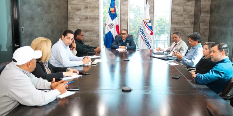 Departamento Aeroportuario activa comité de emergencia ante posibles efectos de Beryl