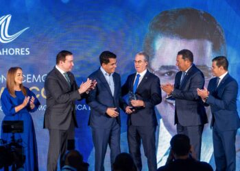 Los bancos Popular, BHD y Reserva reconocen el trabajo de David Collado en Turismo