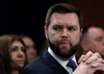 ¿Quién es J.D. Vance, el candidato a vicepresidente de Donald Trump?