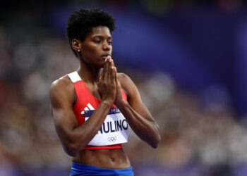 Marileidy Paulino bate récord en 400 metros y se convierte en la primera dominicana en ganar una medalla de oro olímpica