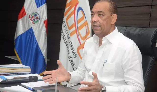 Deligne Ascención entre los funcionarios más conocidos y mejor valorado a la vez por la población, según encuesta SONDEOS