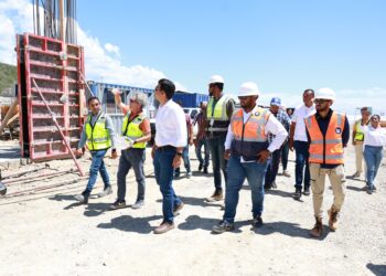 Wellington Arnaud supervisa obras en la región Norte  
