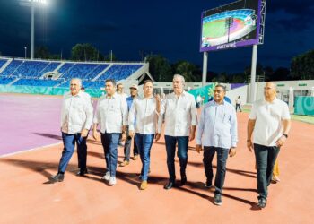 Presidente Abinader y Ministro Bonilla entregan primera etapa de remodelación del Estadio Olímpico Félix Sánchez
