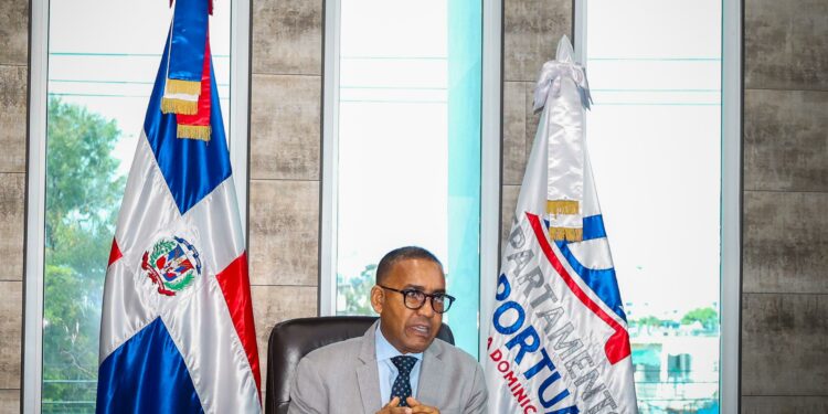 DA instruye inicio de plan para manejo flujo de pasajeros en aeropuertos desde el día 15