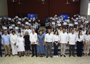 Banreservas y Minerd inician Programa Nacional de Educación Financiera en centros educativos