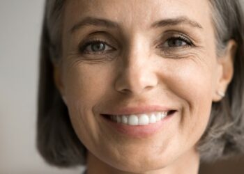 Envejecer de manera “natural” y lo más lento posible: así es la nueva tendencia en medicina estética